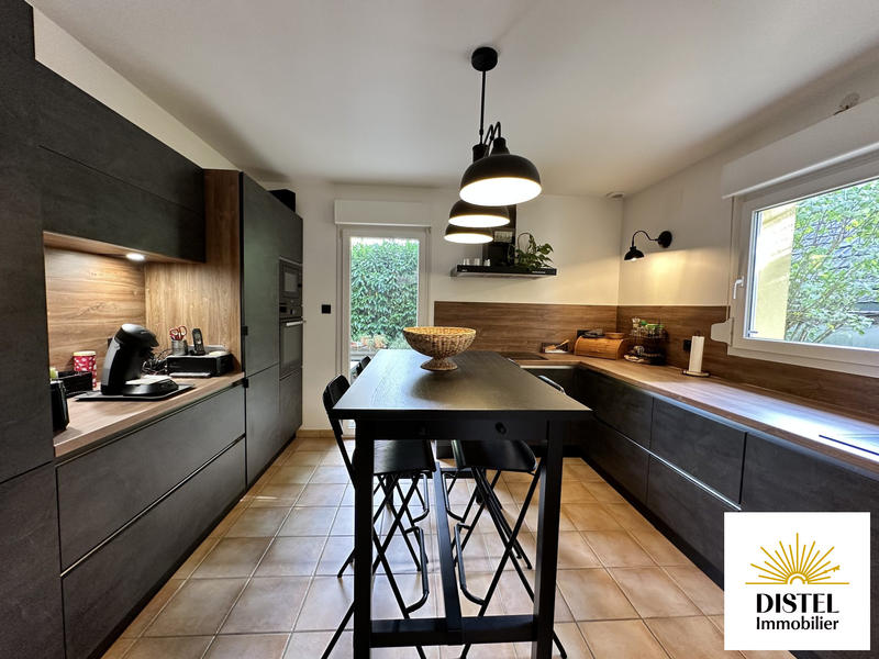 Maison - 123 m² - 6 pièces