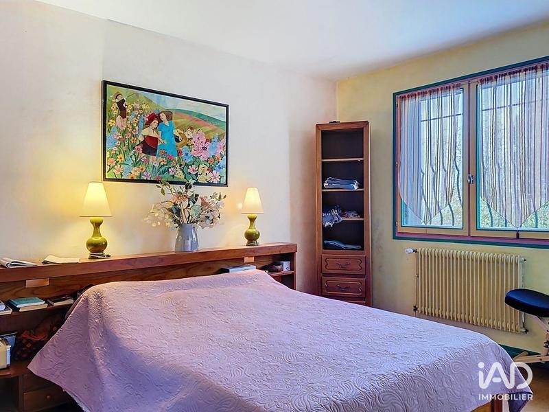 Maison - 330 m² - 8 pièces