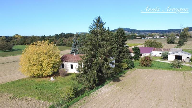 Propriété - 115 m² - 4 pièces