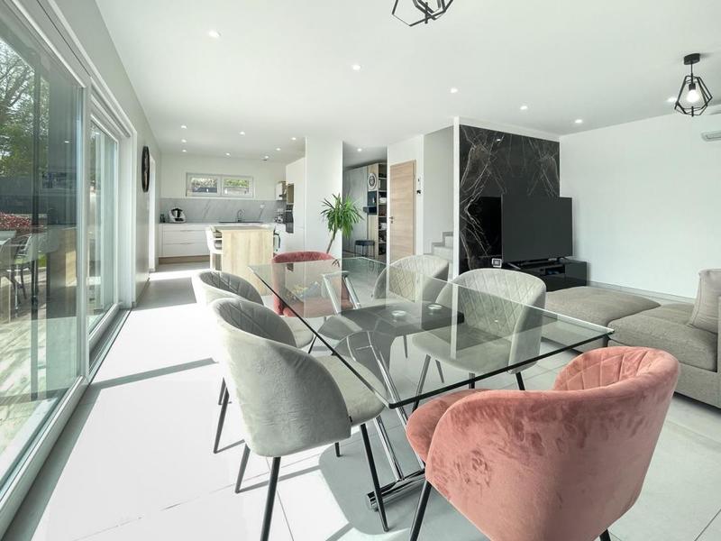 Maison traditionnelle - 115 m² - 5 pièces