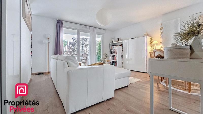 Appartement - 81 m² - 5 pièces