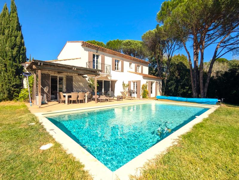Villa - 185 m² - 5 pièces