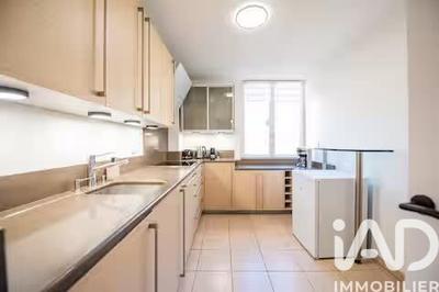 Duplex - 98 m² - 4 pièces