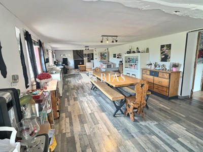 Maison - 107 m² - 5 pièces