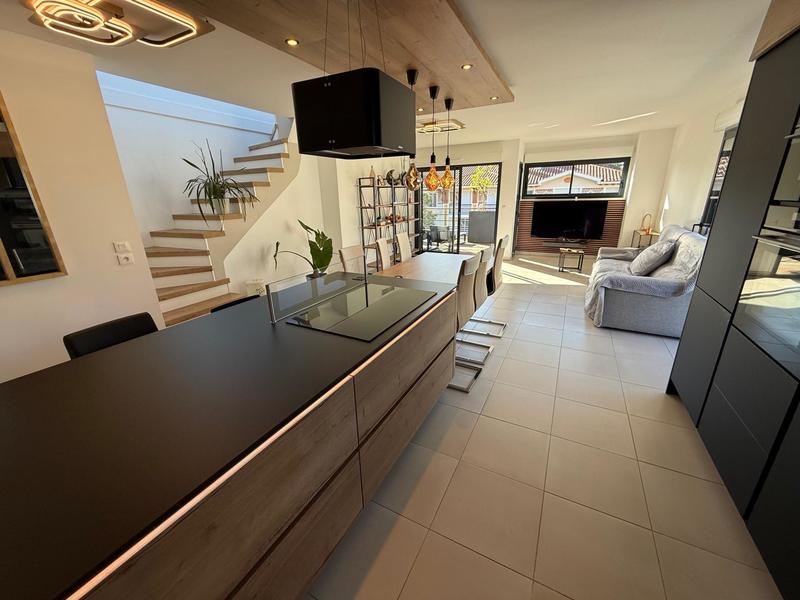 Appartement - 115 m² - 4 pièces