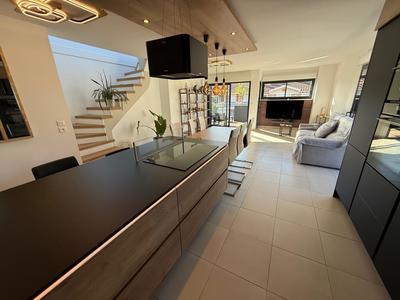 Appartement - 115 m² - 4 pièces