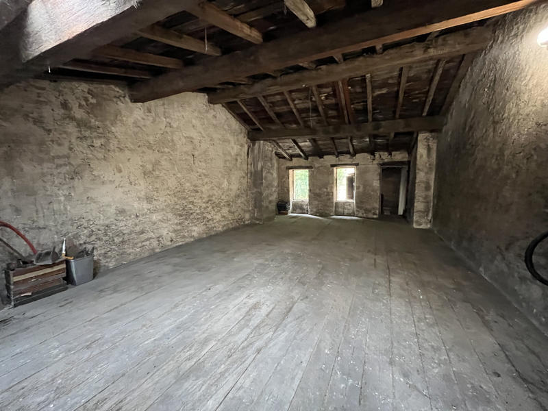 Immeuble - 250 m² - 6 pièces