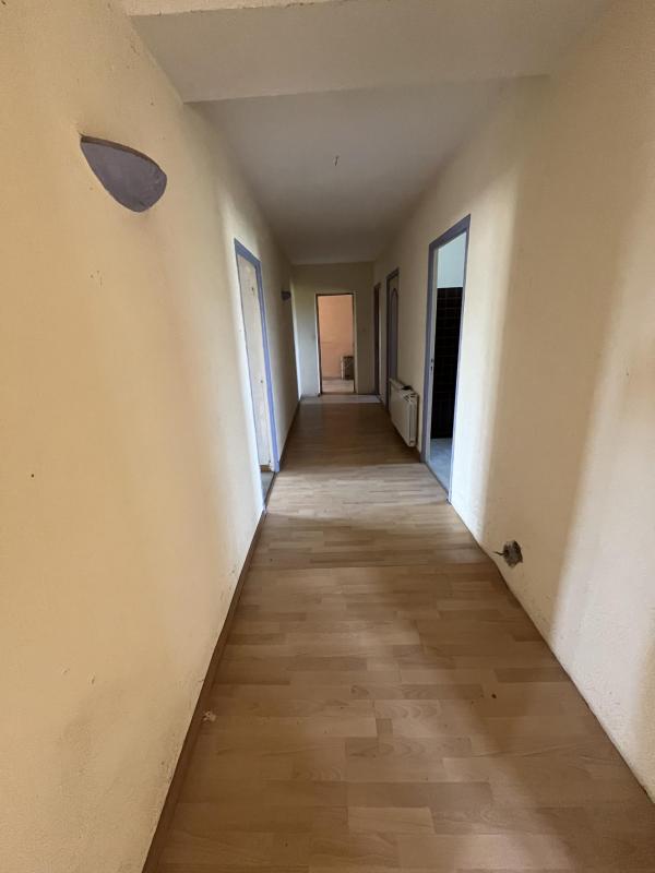 Propriété - 265 m² - 7 pièces