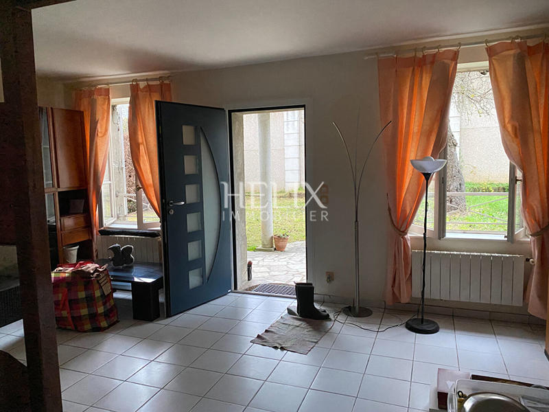 Maison - 316 m² - 9 pièces