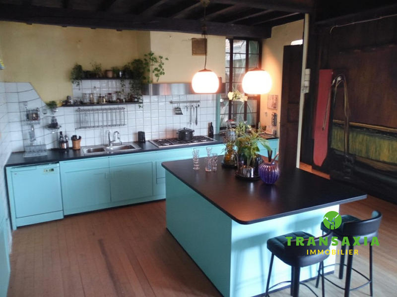 Maison traditionnelle - 115 m² - 7 pièces