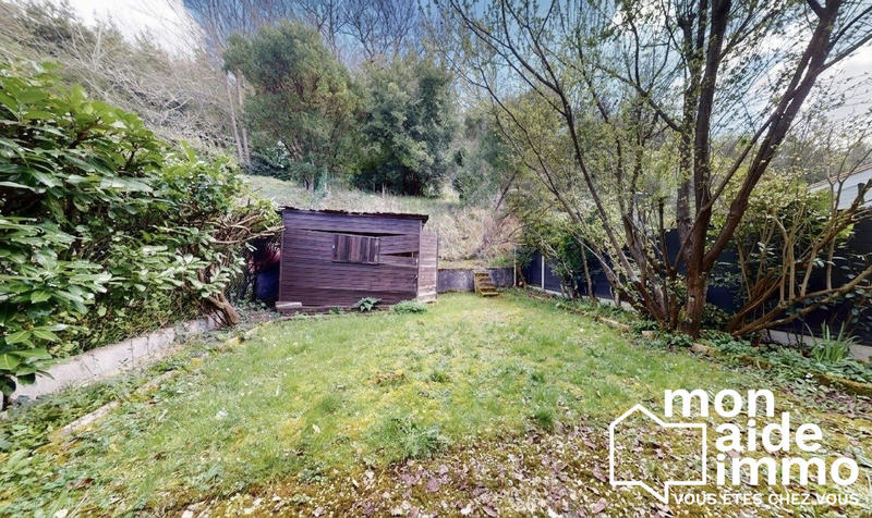 Maison - 90 m² - 5 pièces