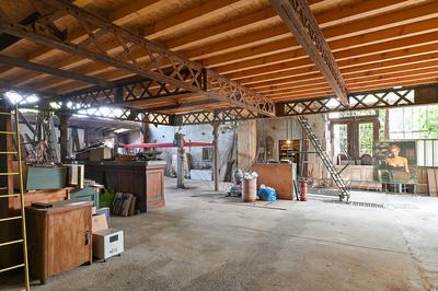 Atelier d'activités - 540 m² - 6 pièces