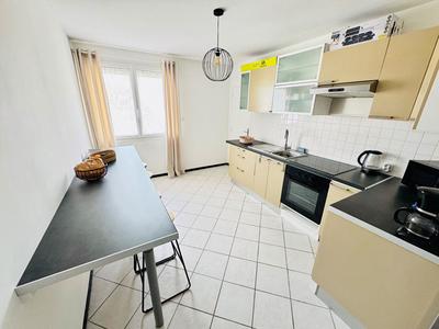 Appartement - 74 m² - 3 pièces