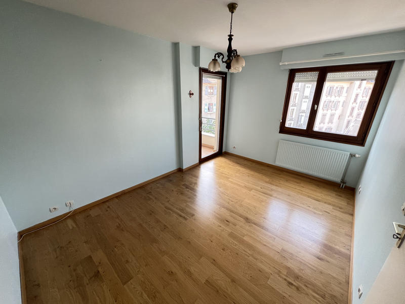 Appartement - 85 m² - 4 pièces