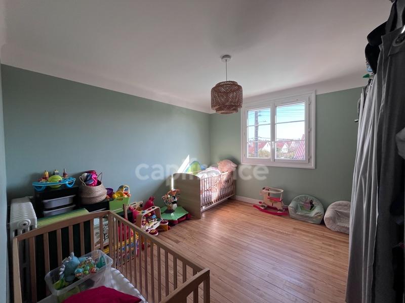 Maison - 135 m² - 6 pièces