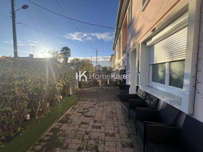 Maison de ville - 90 m² - 4 pièces