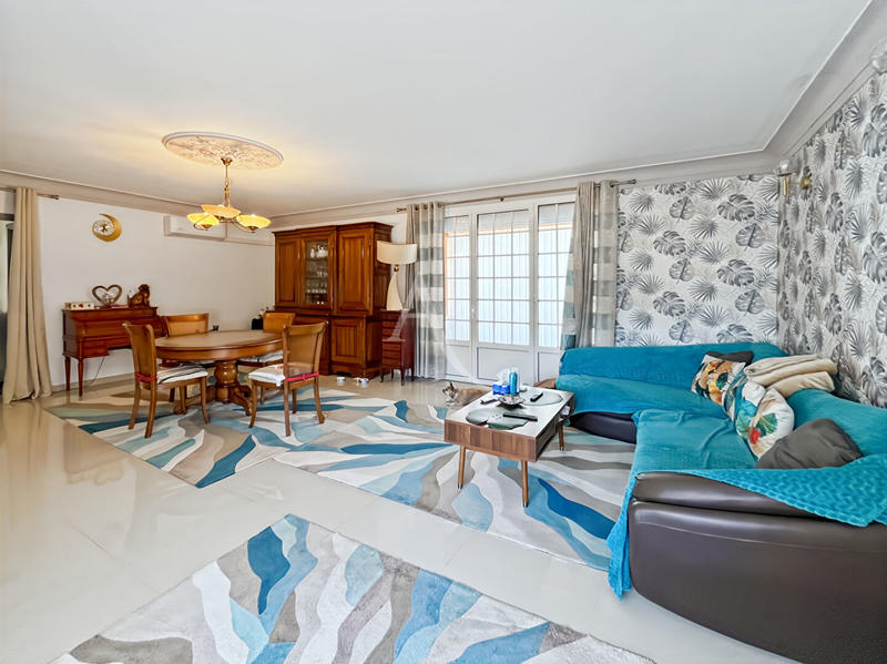 Maison - 164 m² - 6 pièces