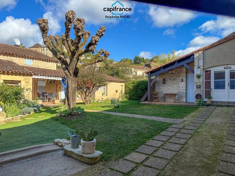 Maison en pierre - 130 m² - 7 pièces