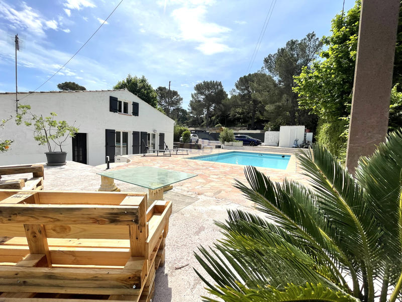 Villa - 98 m² - 3 pièces