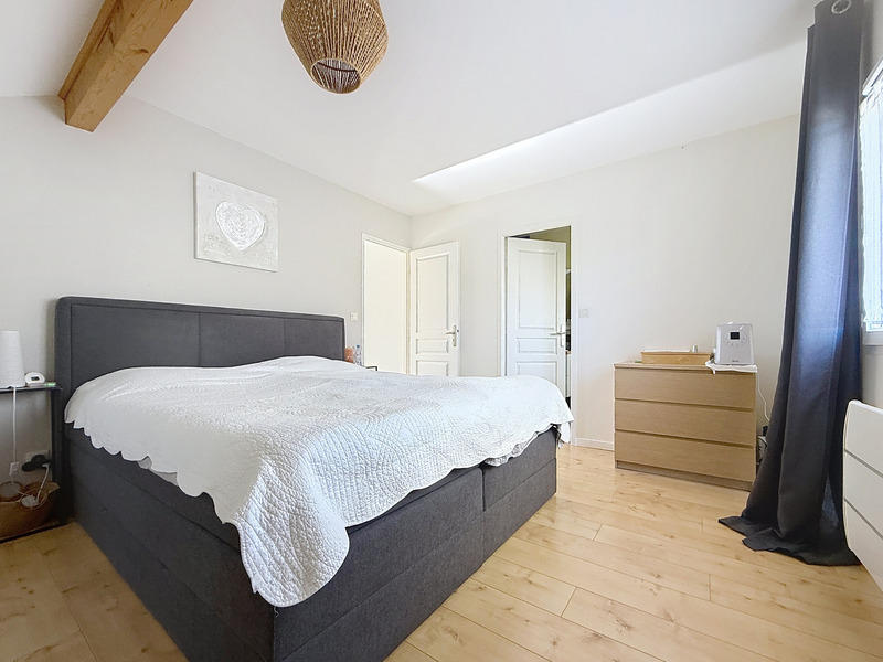 Maison - 152 m² - 6 pièces