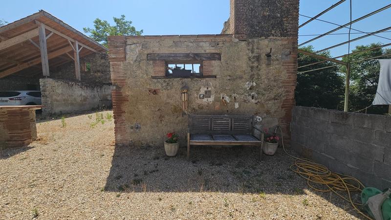 Maison - 330 m² - 9 pièces