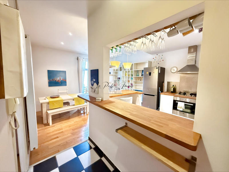 Appartement - 60 m² - 2 pièces