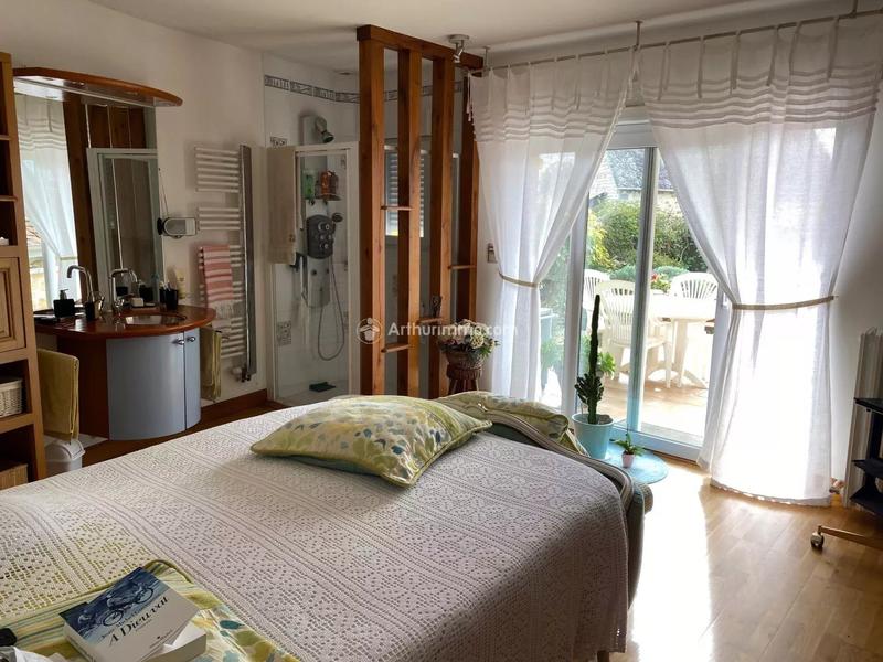 Maison - 180 m² - 6 pièces