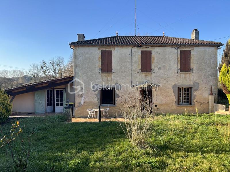 Demeure - 175 m² - 6 pièces