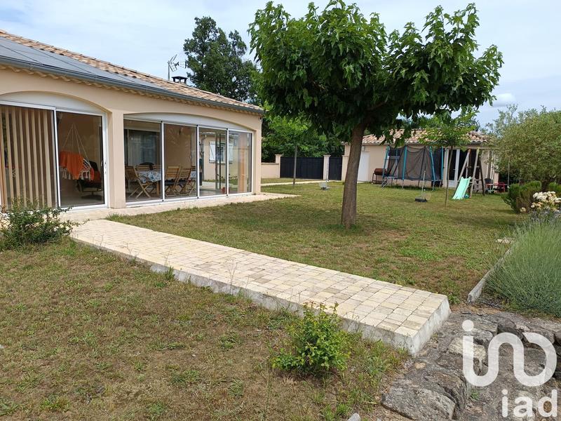 Maison - 198 m² - 8 pièces