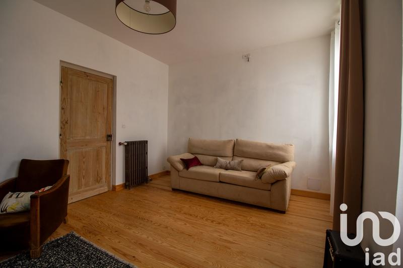 Maison - 255 m² - 11 pièces