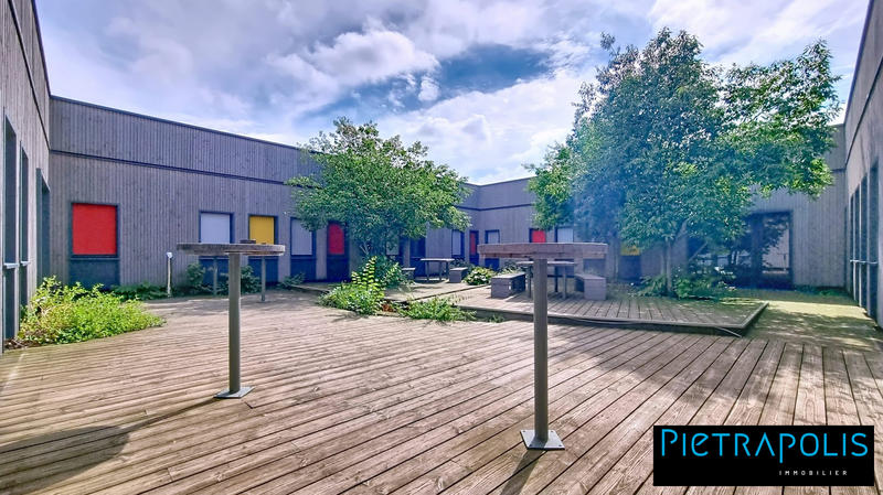 Fonds de commerce - Local d'activité / Entrepôt - 399 m²