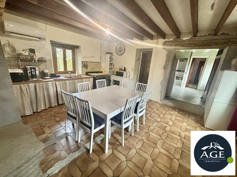 Maison - 174 m² - 8 pièces