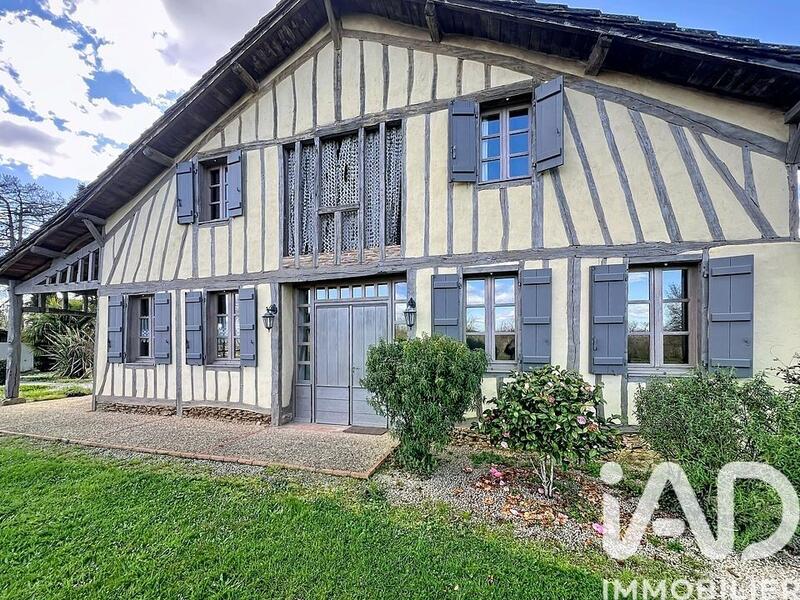 Maison de campagne - 288 m² - 7 pièces