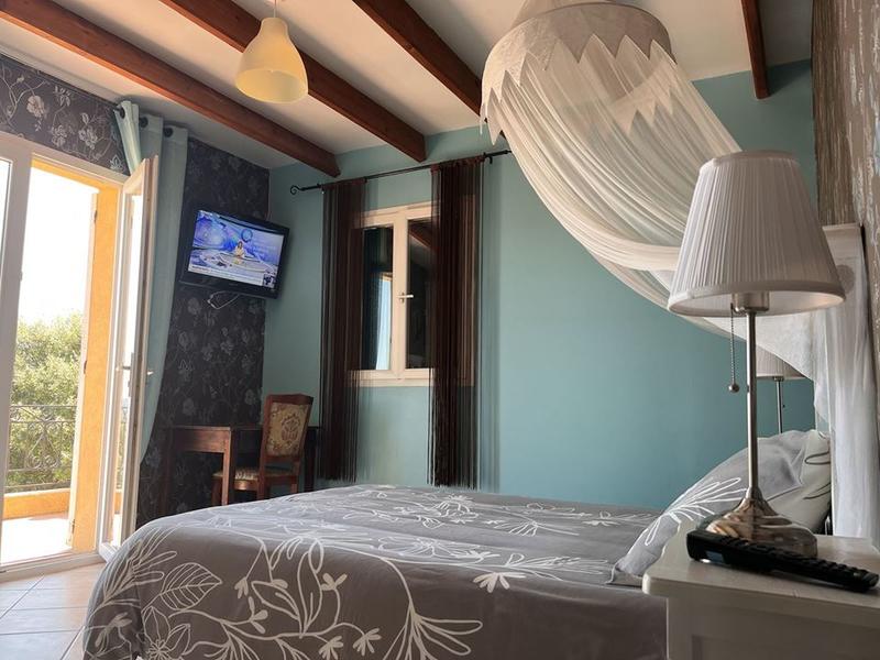 Maison traditionnelle - 240 m² - 7 pièces