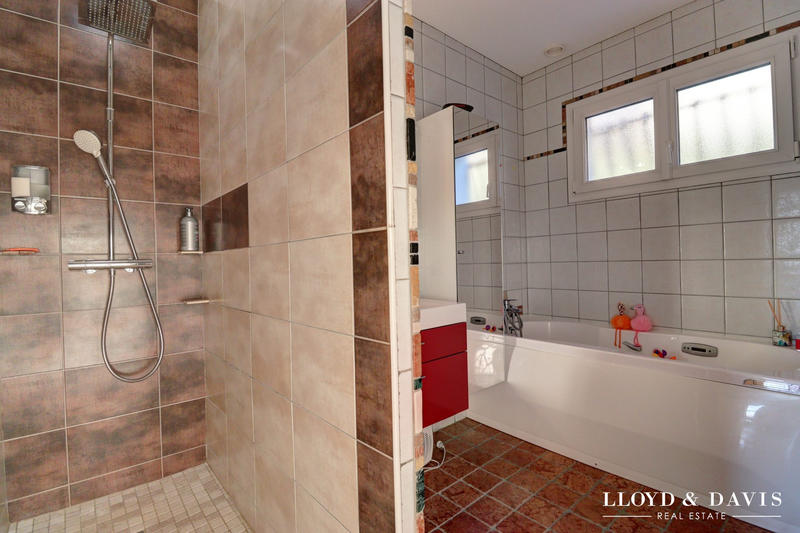 Maison - 118 m² - 5 pièces