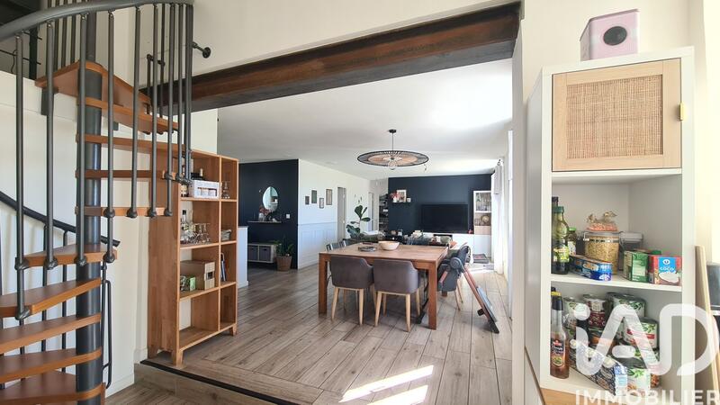 Maison - 110 m² - 5 pièces