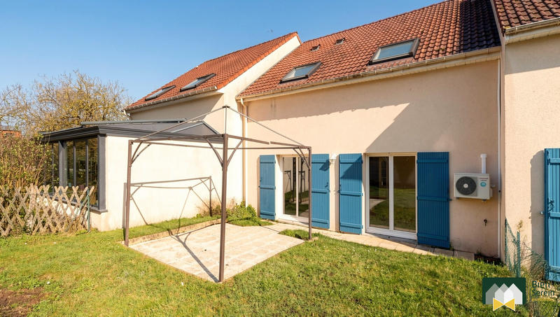 Maison - 101 m² - 6 pièces