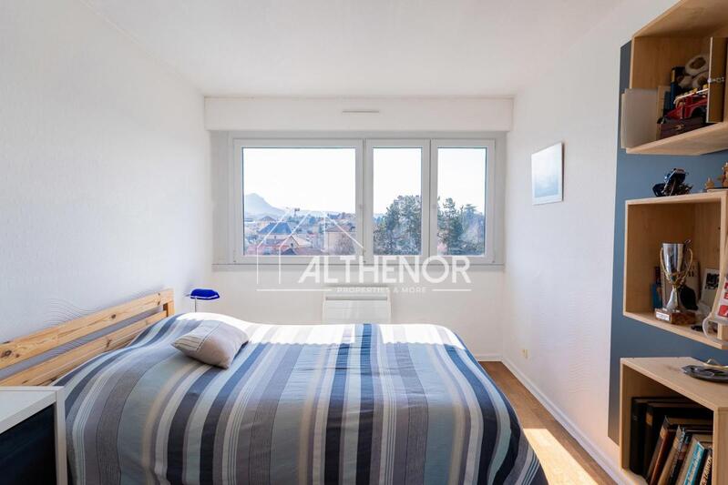 Duplex - 195 m² - 9 pièces