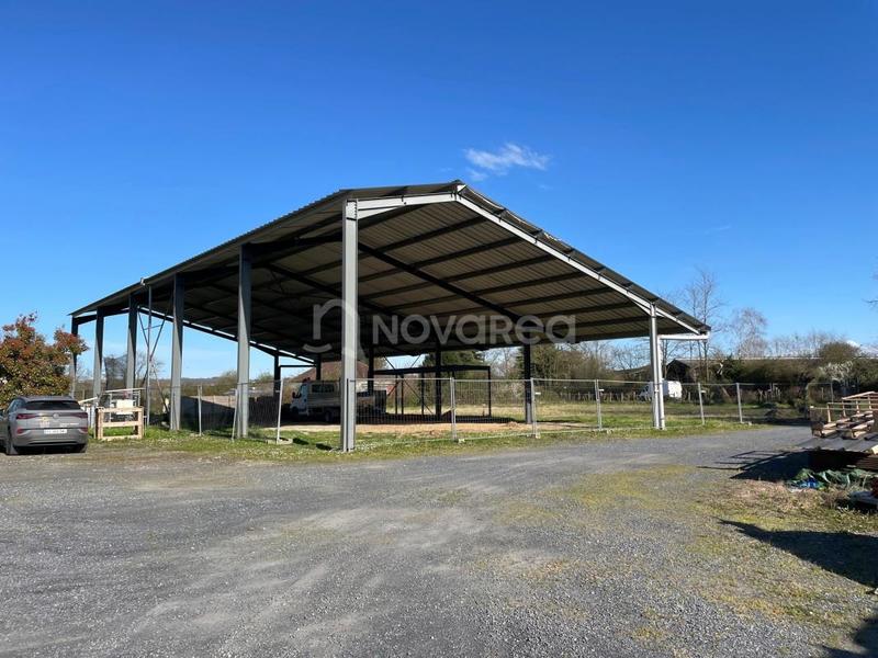 Local d'activité / Entrepôt - 250 m²