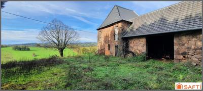 Maison - 180 m² - 1 pièce