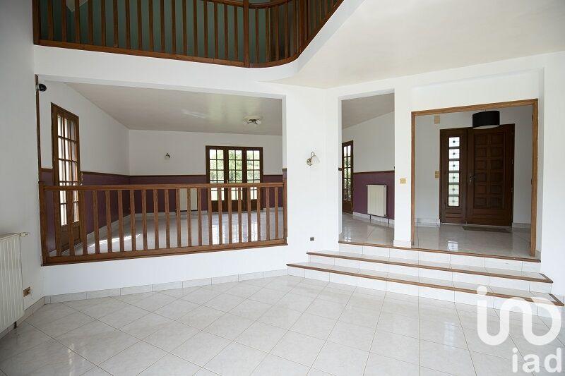 Maison - 240 m² - 9 pièces