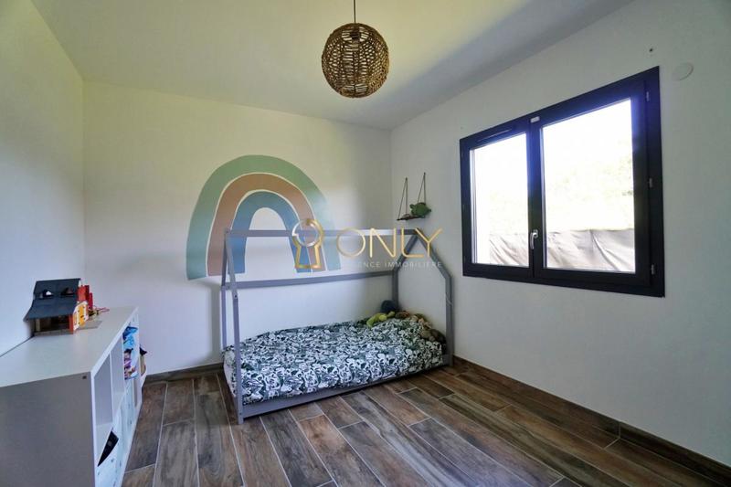 Maison - 104 m² - 4 pièces