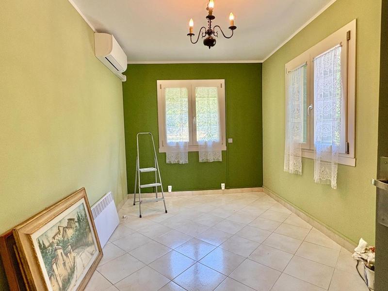 Maison - 121 m² - 5 pièces