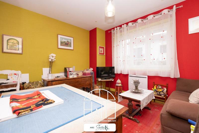 Pavillon - 180 m² - 6 pièces