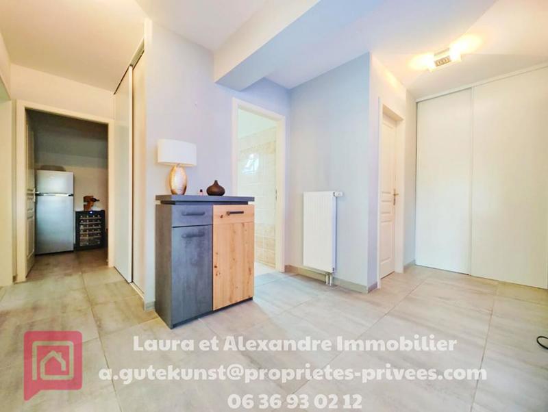 Appartement - 99 m² - 3 pièces
