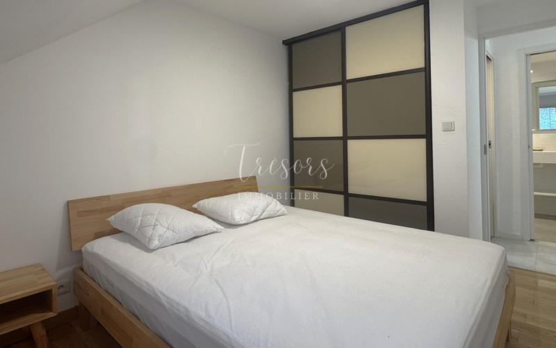 Appartement - 79 m² - 3 pièces