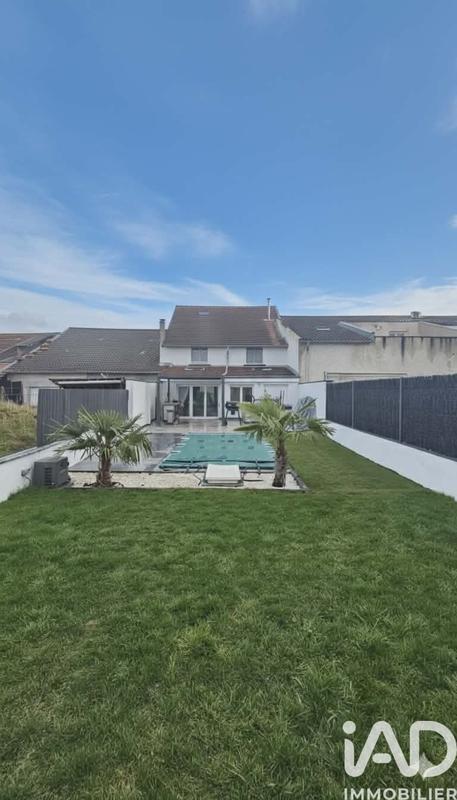 Maison de village - 188 m² - 6 pièces