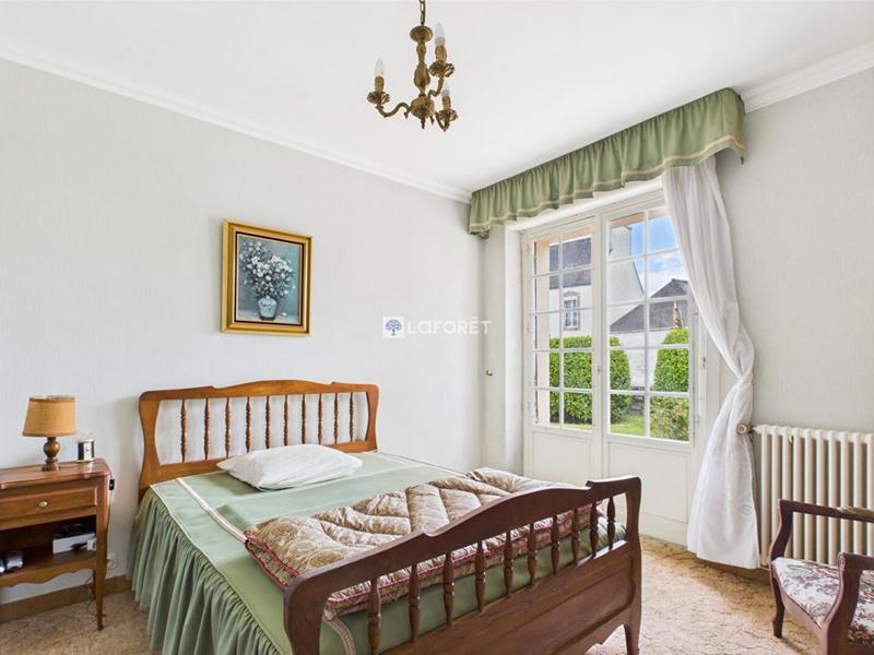 Maison - 204 m² - 10 pièces