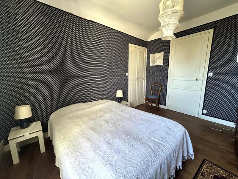 Maison - 110 m² - 7 pièces