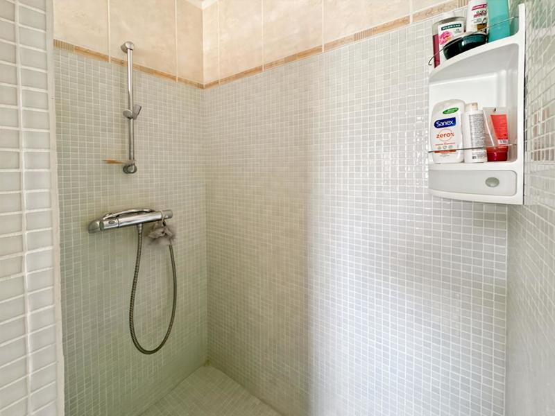 Villa - 175 m² - 6 pièces